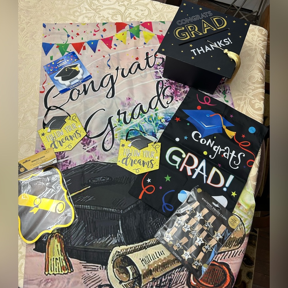 Graduation Bundle 👩‍🎓👨🏻‍🎓